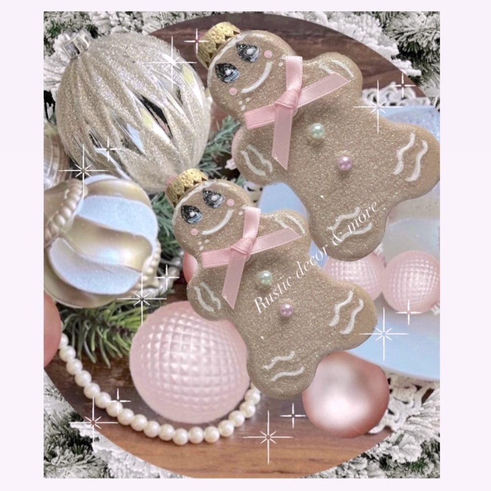 Holiday Gingerbread Man Ornament For Your Tier Trays